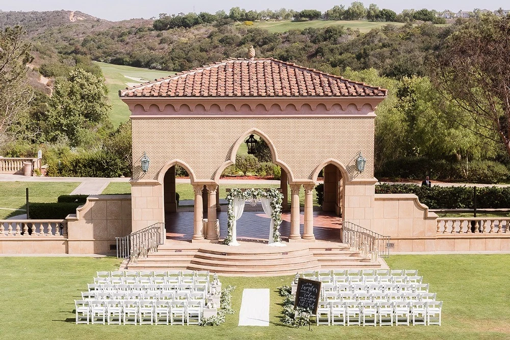 A Vintage Wedding for Elizabeth and Dustin