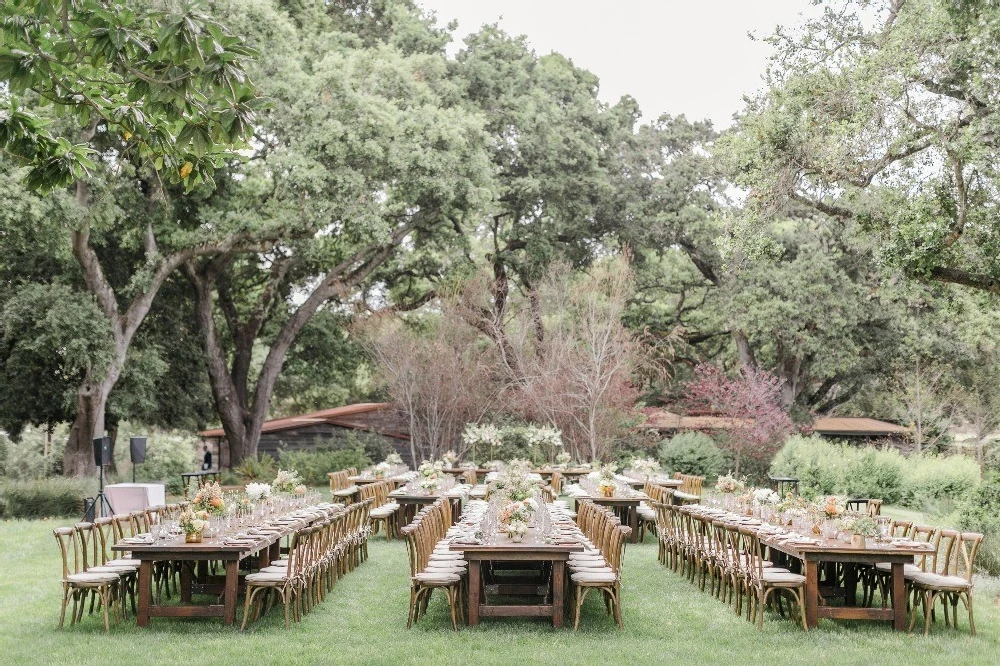 An Outdoor Wedding for Alissa and Kyle