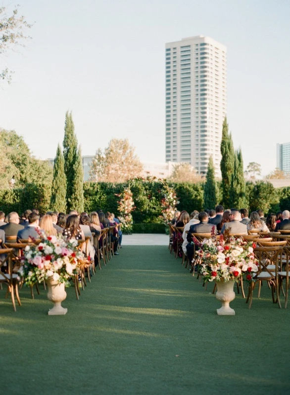 A Classic Wedding for Andrea and Mike