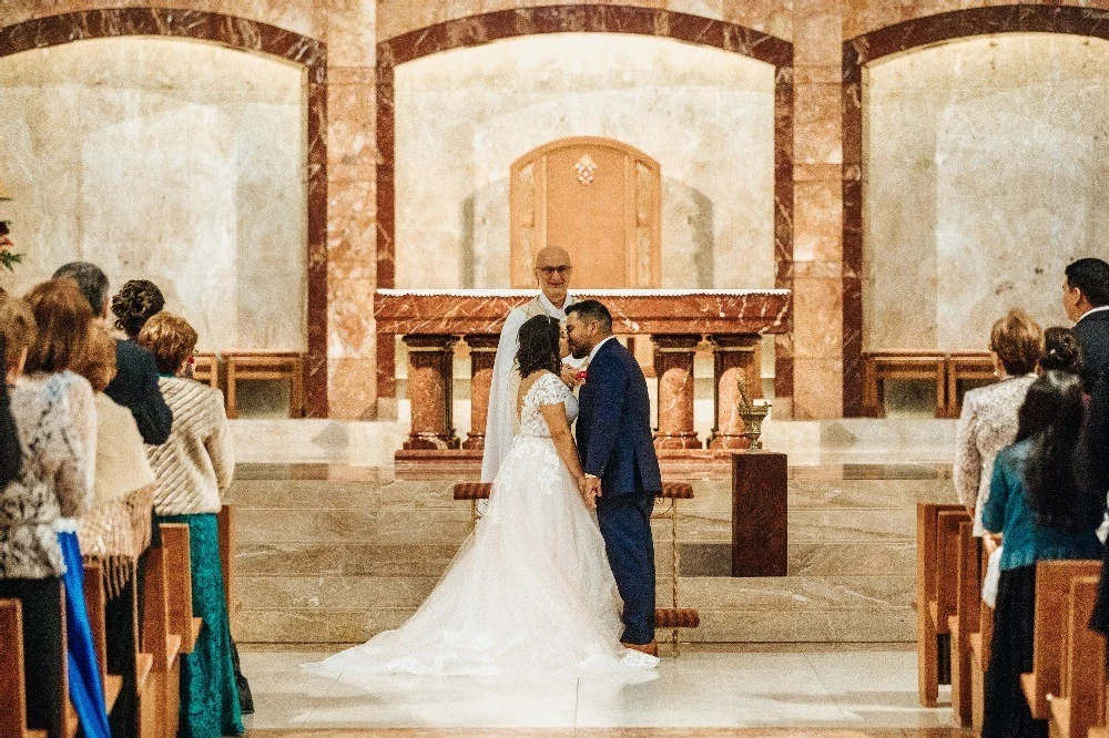 An Indoor Wedding for Cristina and Miguel