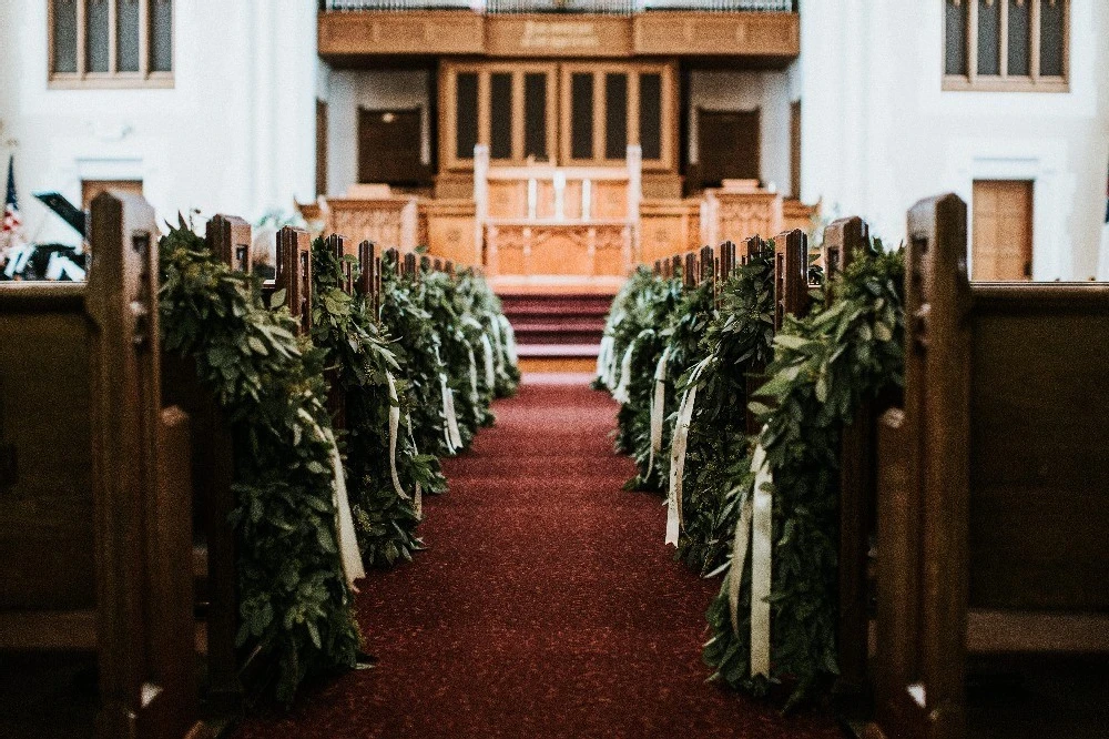 An Indoor Wedding for Hannah and Nick