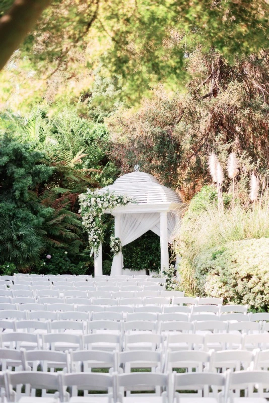 A Classic Wedding for Ashley and Taylor