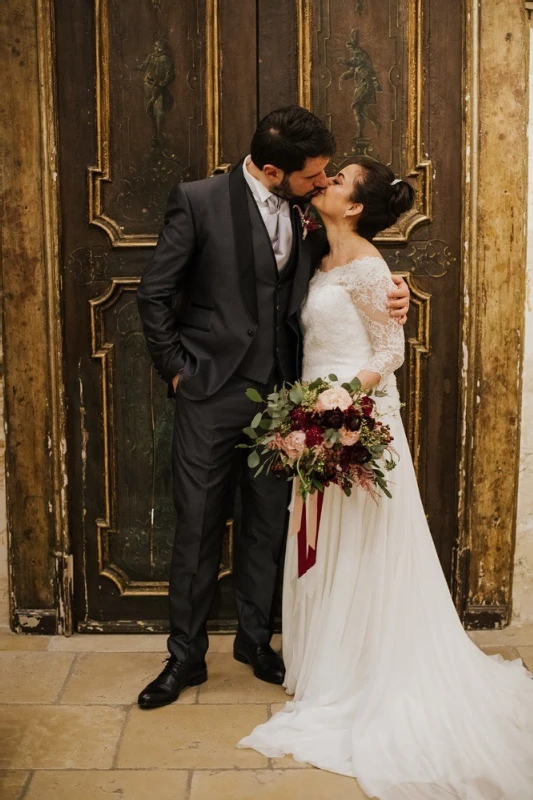 An Indoor Wedding for Alessandra and Alessandro