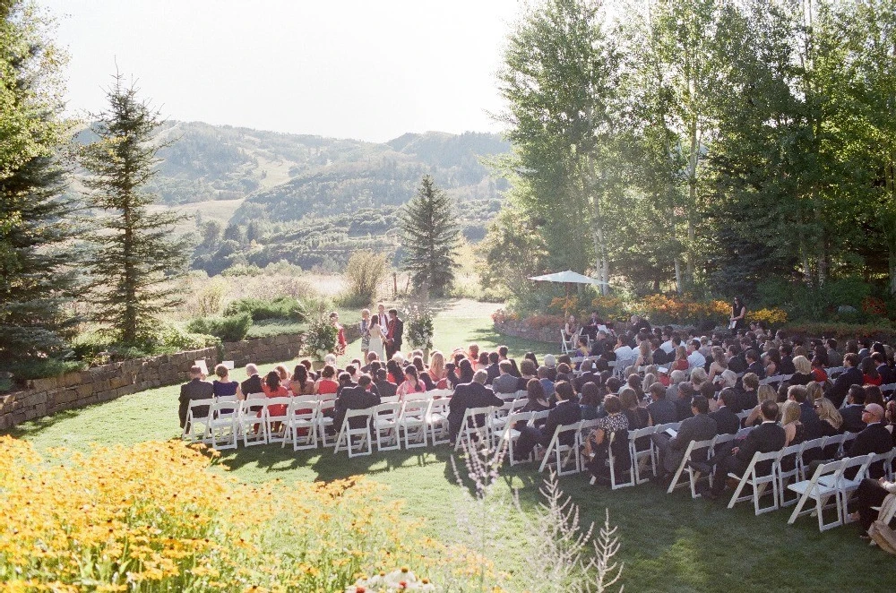 An Outdoor Wedding for Emma and Nish