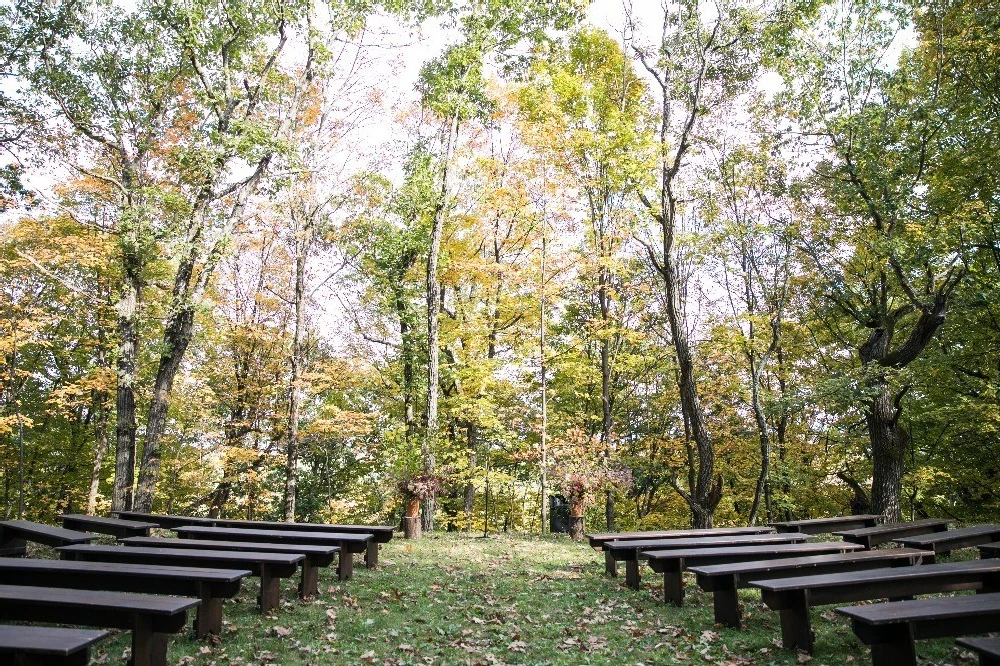 A Rustic Wedding for Charlotte and Drew