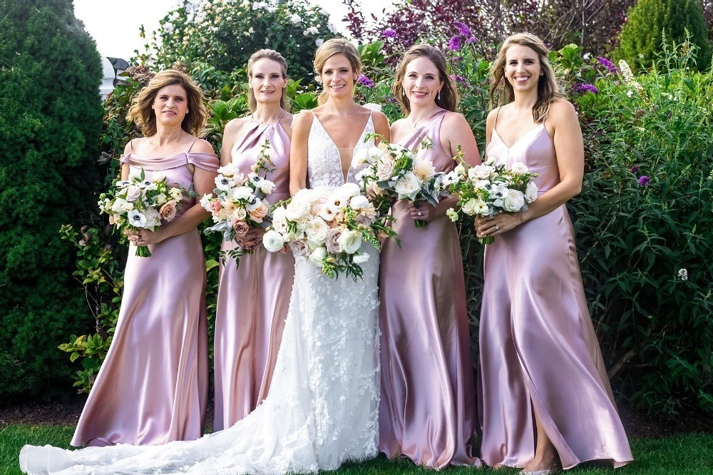 A Classic Wedding for Liz and Leo