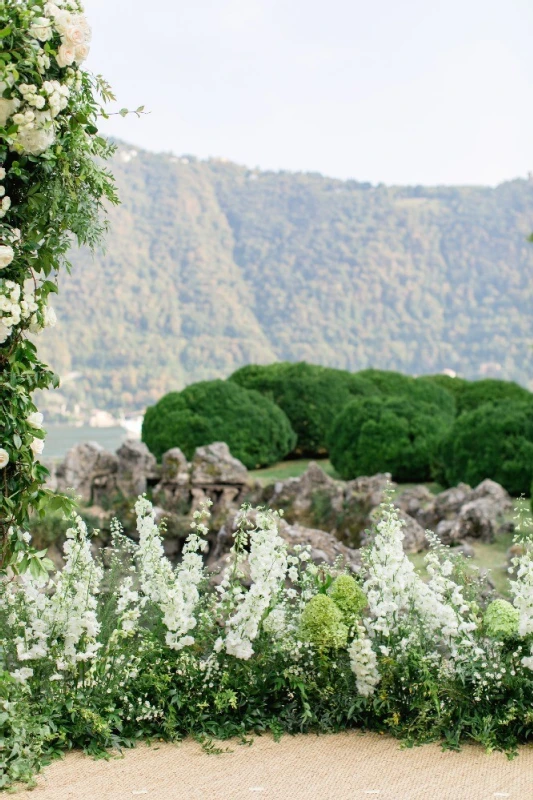 A Classic Wedding for Mabel and Adam