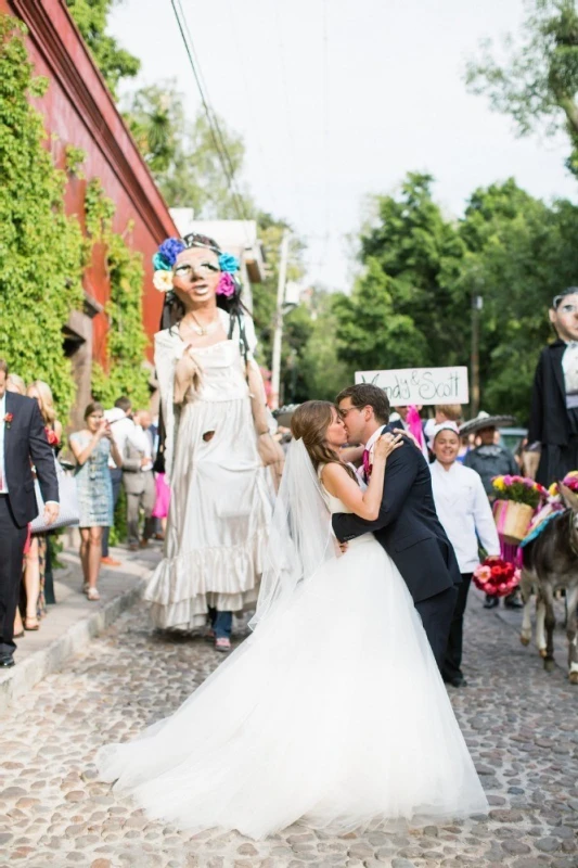 An Outdoor Wedding for Mandy and Scott