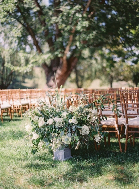 A Classic Wedding for Caroline and Cole