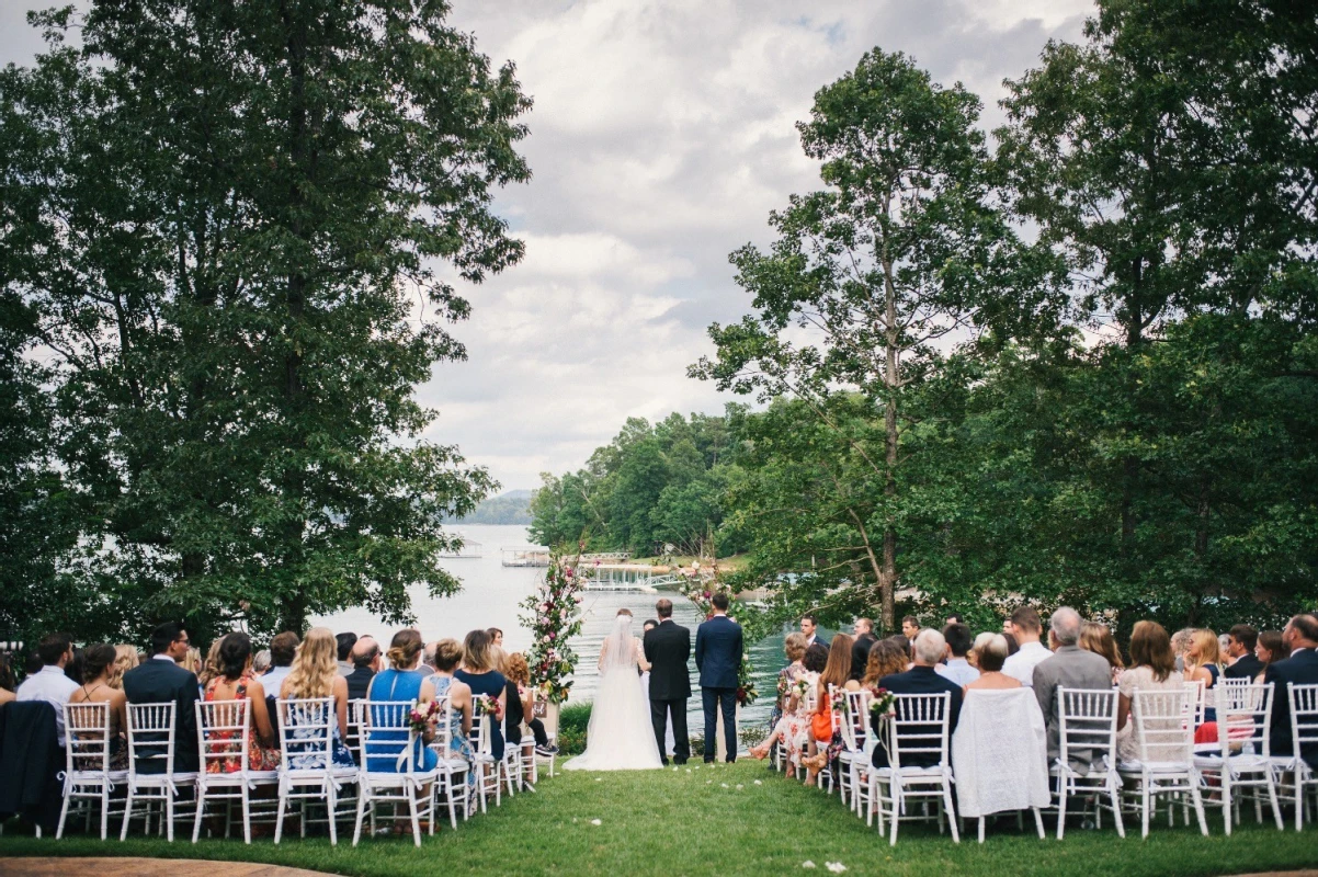 A Wedding for Kate and Lukas