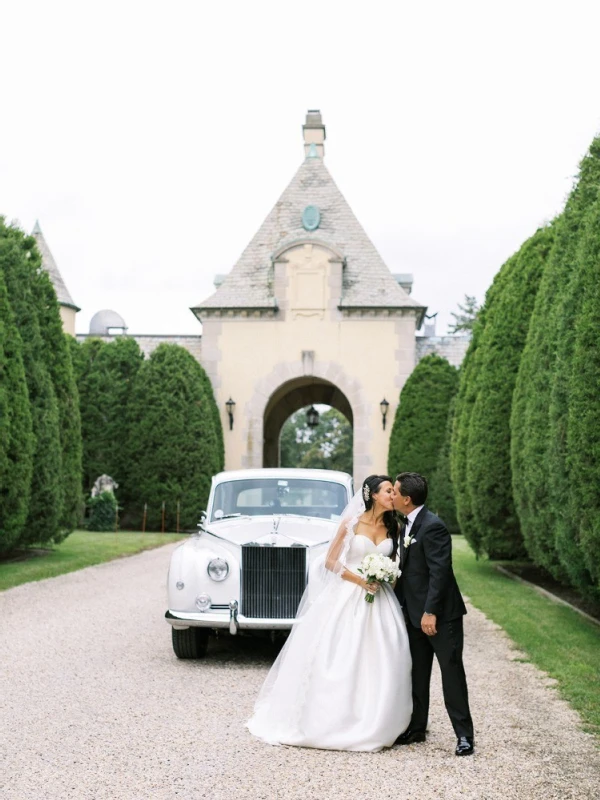 A Formal Wedding for Caroline and Jay