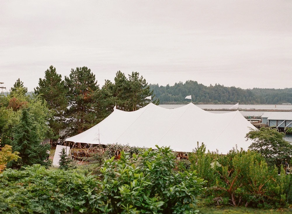 A Classic Wedding for Kyle and Teale