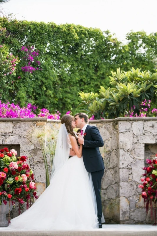 An Outdoor Wedding for Mandy and Scott