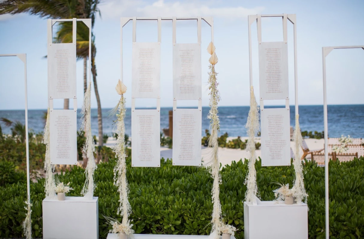 A Beach Wedding for Taylor and Tomas