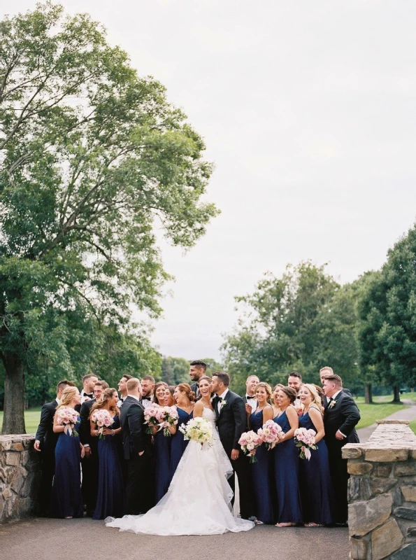 A Classic Wedding for Courtney and Robert