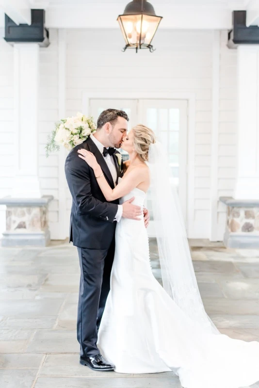 A Modern Wedding for Courtney and Peter