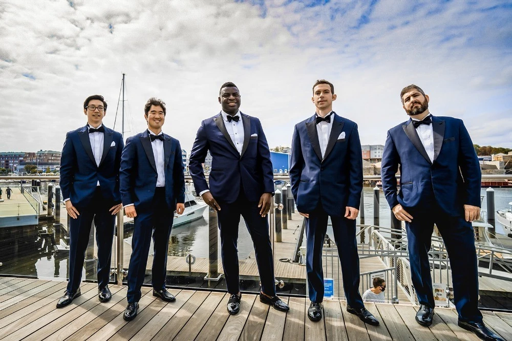 A Classic Wedding for Liz and Leo