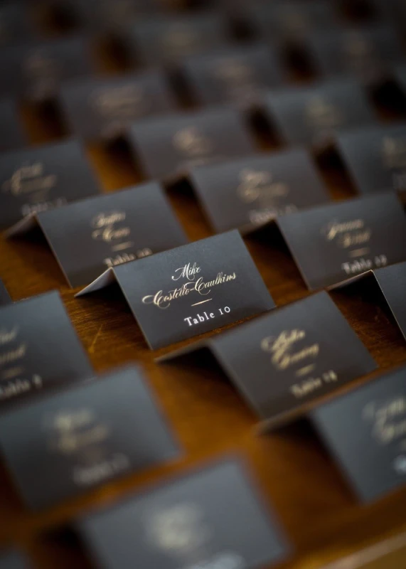 A Classic Wedding for Vanessa and Sean