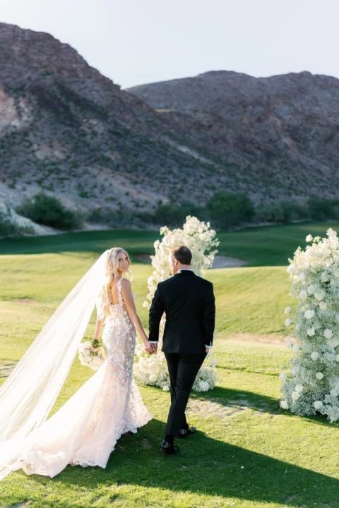 A Classic Wedding for Abigail and Derrick