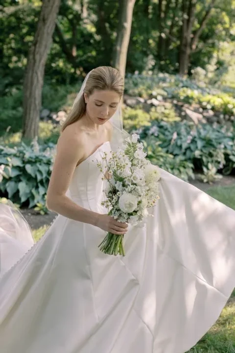 A Classic Wedding for Abigail and Henry
