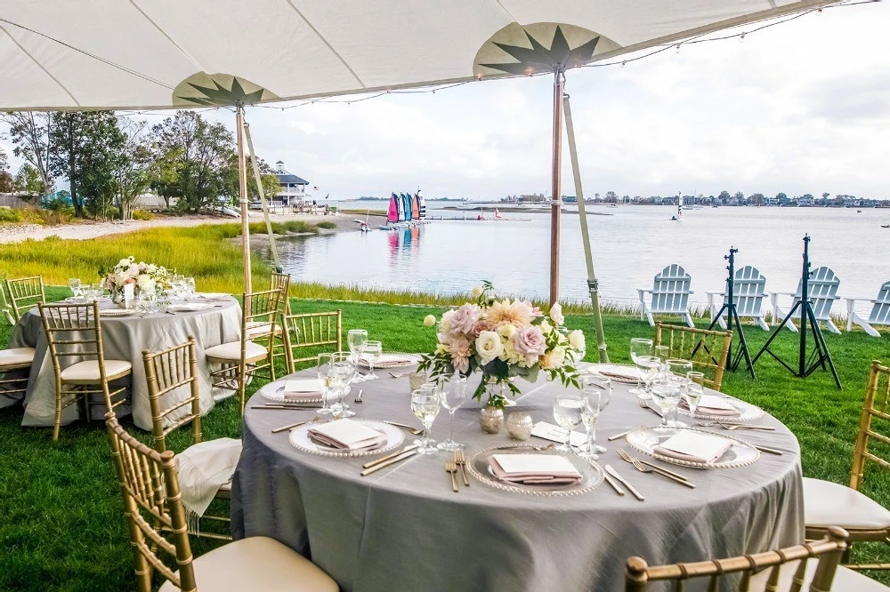 A Classic Wedding for Liz and Leo