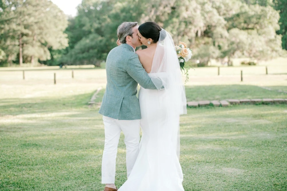 A Classic Wedding for Lucy and Trip