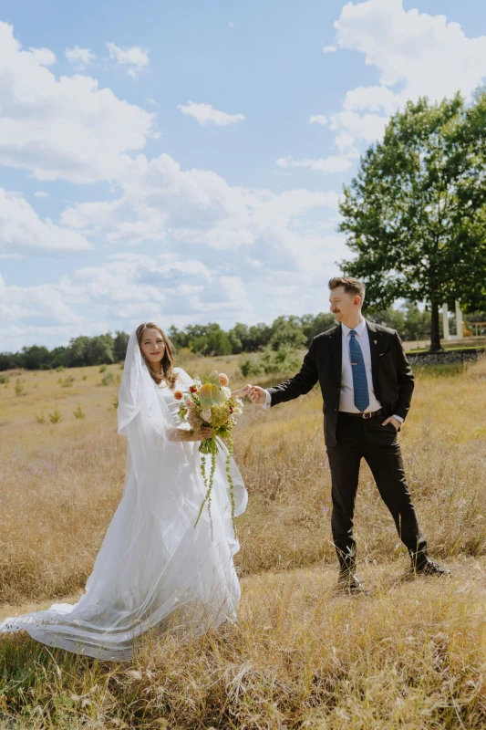 An Airy Wedding for Aili and Skyler