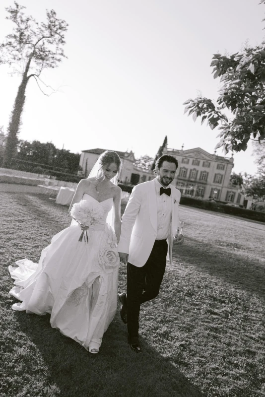 A Wedding That Gave Pale Provence a Pop of Plum