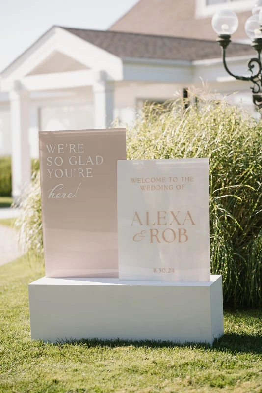 A Beach Wedding for Alexa and Rob