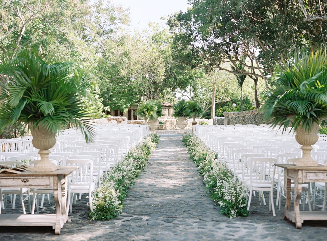 A Rustic Wedding for Alexa and Sergio