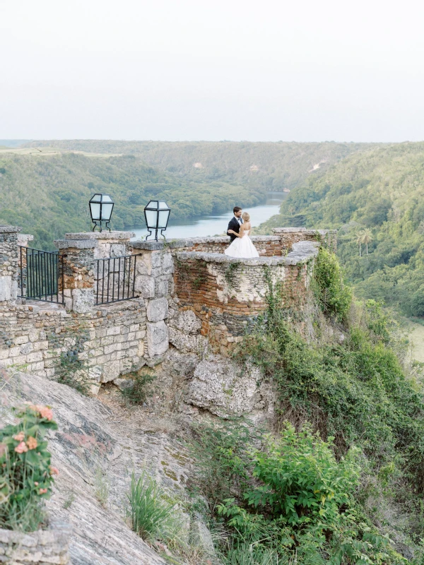 A Rustic Wedding for Alexa and Sergio