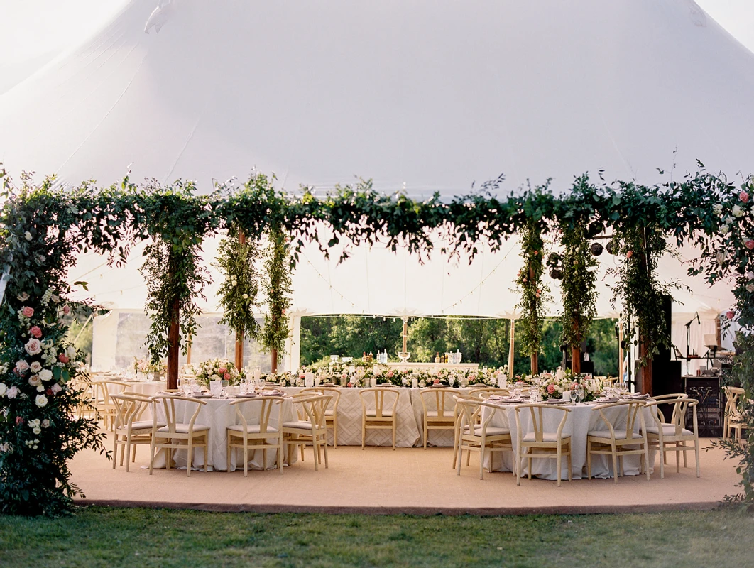 An Outdoor Wedding for Alexandra and Ryan