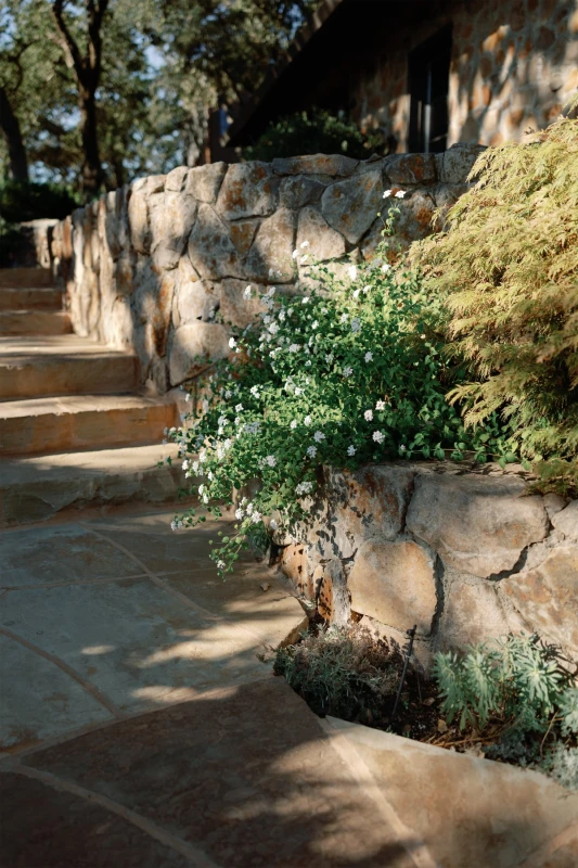 An Outdoor Wedding for Alexandra  and Thomas