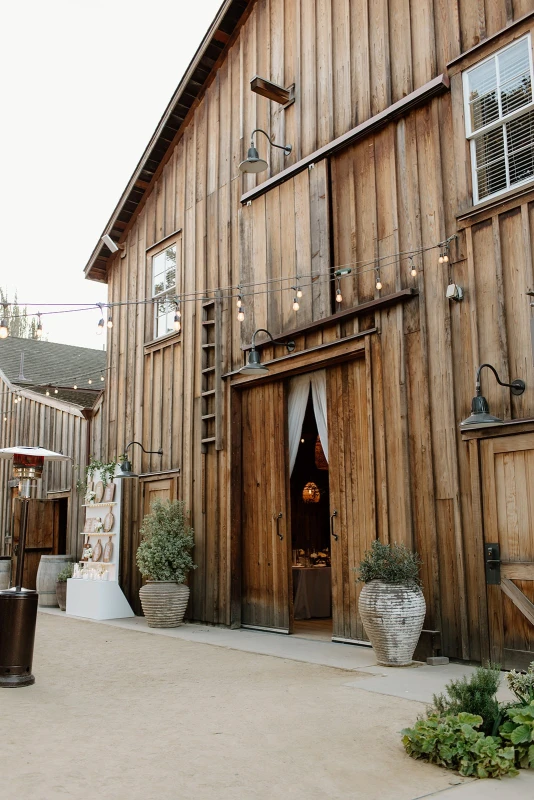 A Rustic Wedding for Alicia and Grant