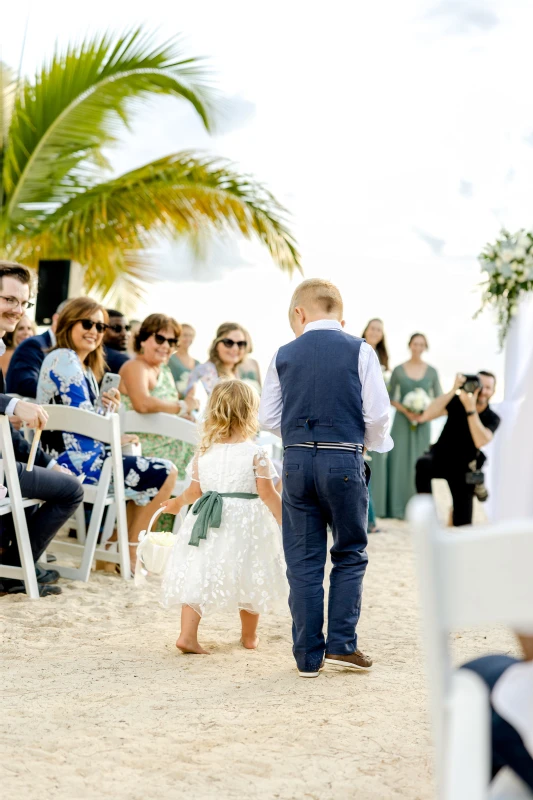 A Beach Wedding for Alison and Eric