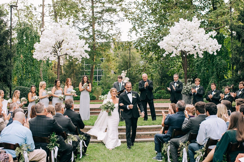 A Classic Wedding for Alli and John Michael