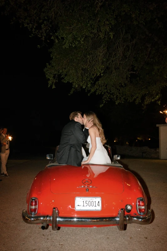 A Charming Wedding for Allison and Austin