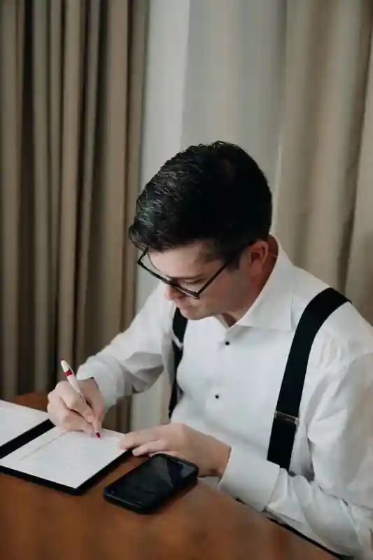 A Waterfront Wedding for Alyssa and Tim