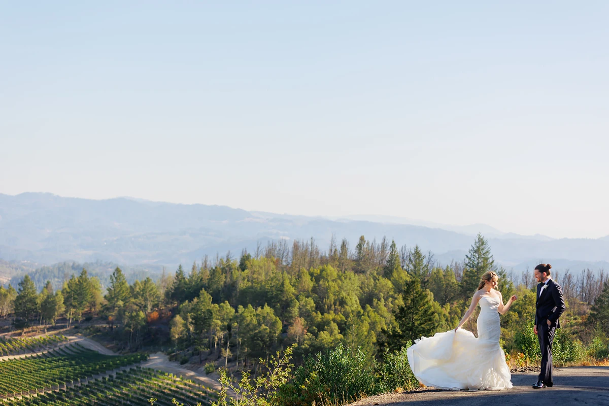 An Outdoor Wedding for Amanda and Brandon