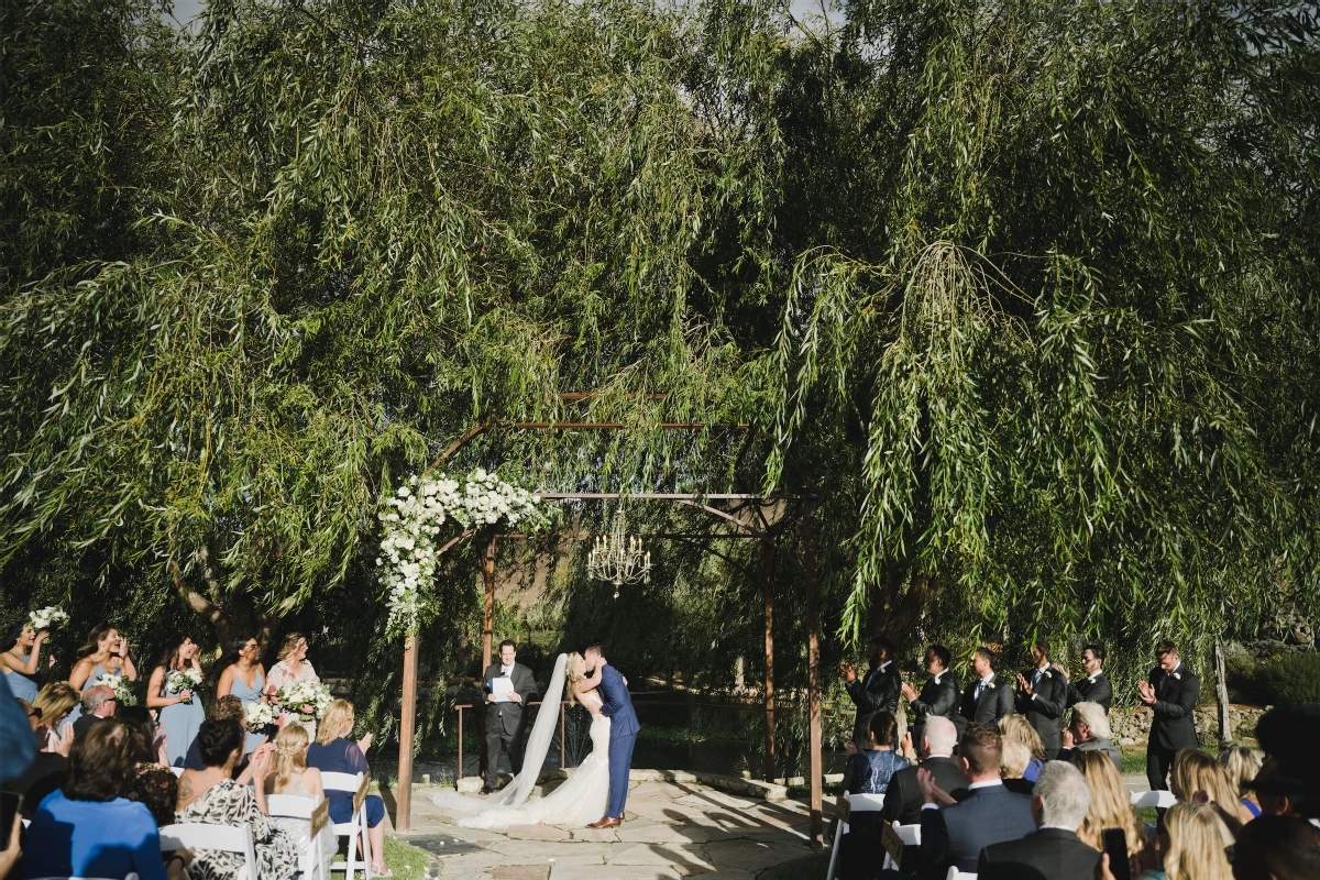 An Outdoor Wedding for Amanda and Chris