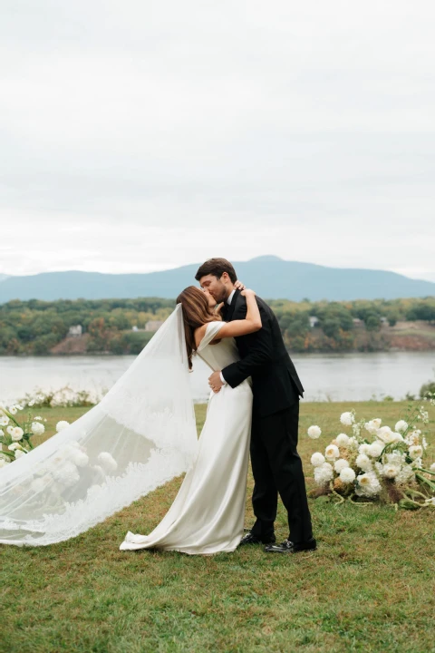 An Outdoor Wedding for Amanda and Connor