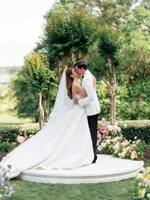 A Garden Wedding for Amanda and John