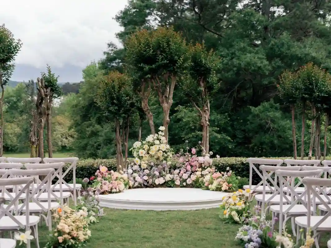 A Garden Wedding for Amanda and John