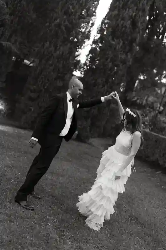An Estate Wedding for Amanda and Mike