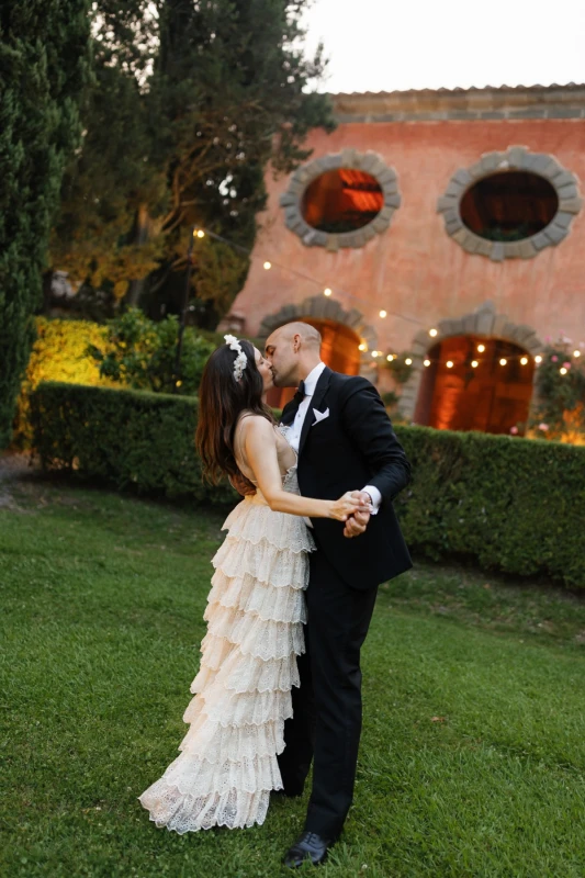 An Estate Wedding for Amanda and Mike