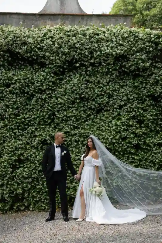 An Estate Wedding for Amanda and Mike