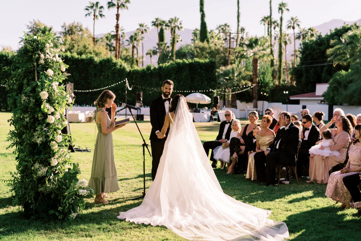 A Garden Wedding for Amanda and Stu