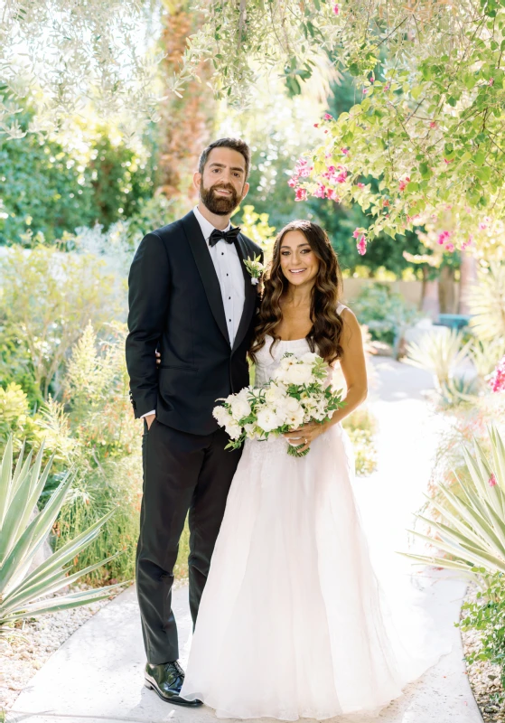 A Garden Wedding for Amanda and Stu