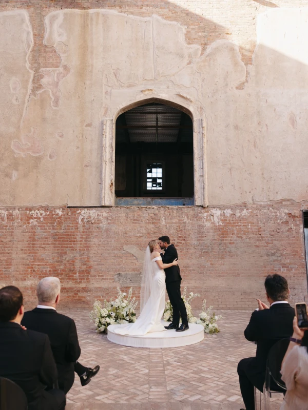 An Modern Wedding for Amanda and Jacob