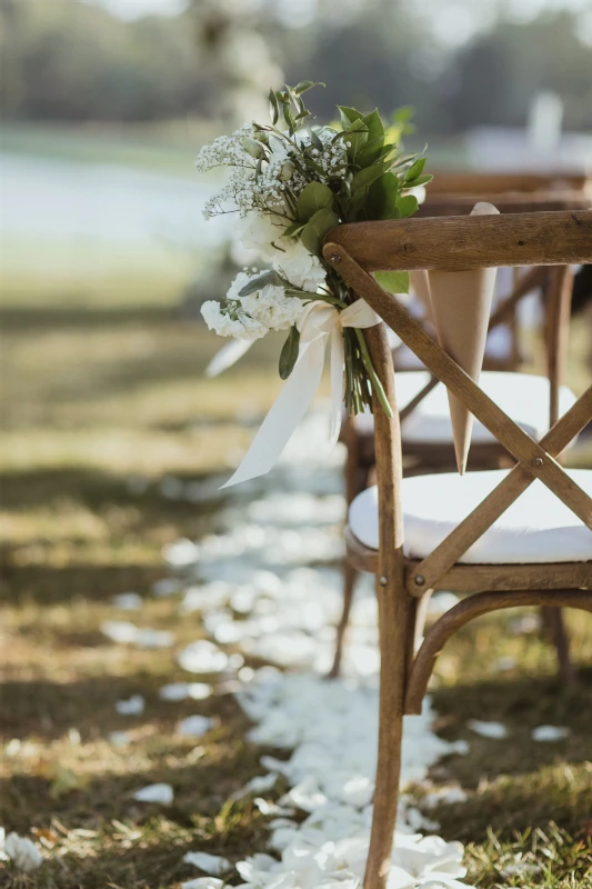 A Classic Wedding for Amy and Joel 